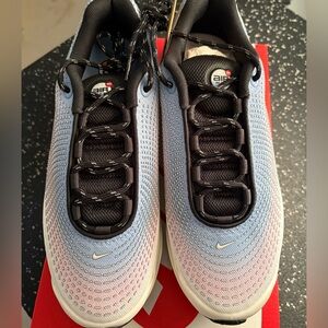 NIKE AIR MAX DN PREMIUM WOMEN'S SHOES